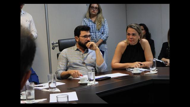 Cláudia de Jesus reforça urgência na valorização dos servidores da saúde em Rondônia