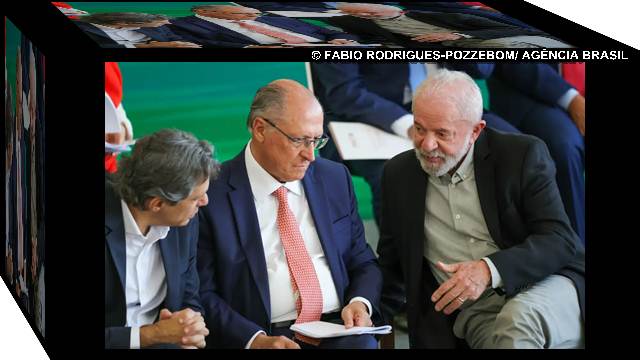 Governo vai trabalhar para reverter taxação dos EUA, diz Alckmin
