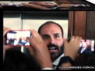 Policia Federal ganha mais 60 dias para investigar Eduardo Bolsonaro no inquérito que investiga as ações golpistas no Brasil.