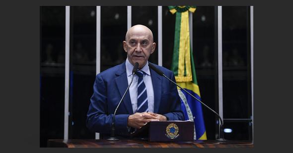 Senado avança com projeto de Confúcio Moura para blindar crianças da publicidade em jogos eletrônicos