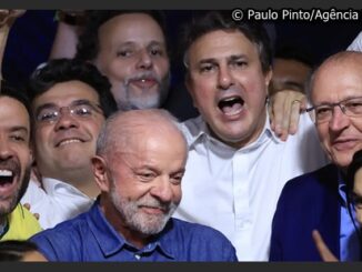 Presidentes latino-americanos cumprimentam Lula pela vitória nas eleições presidenciais do Brasil.