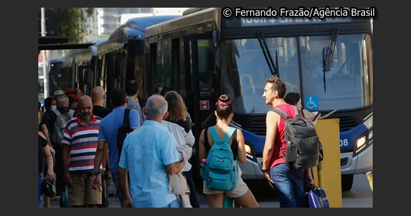 PT notifica TRE-SP por falta de ônibus na cidade neste domingo